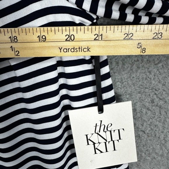 Chicos Striped Knit Tunic Top Womens 1 Medium Black White 1/4 Zip Comfort NWT - Picture 7 of 9